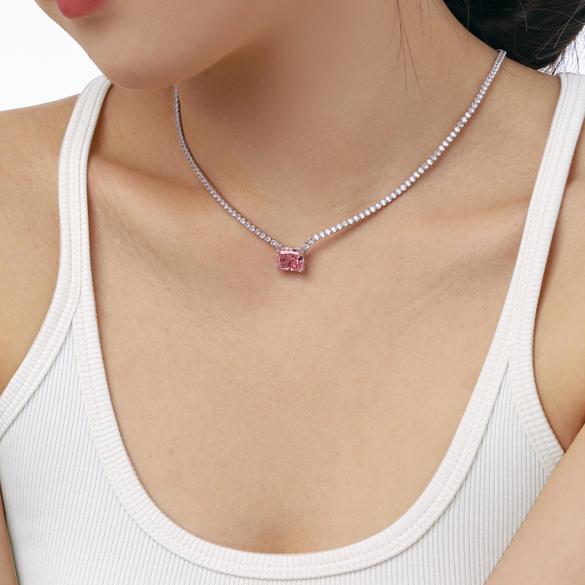 [AuraEcho]4.0 Carat Elegant Radiant Cut Necklace
