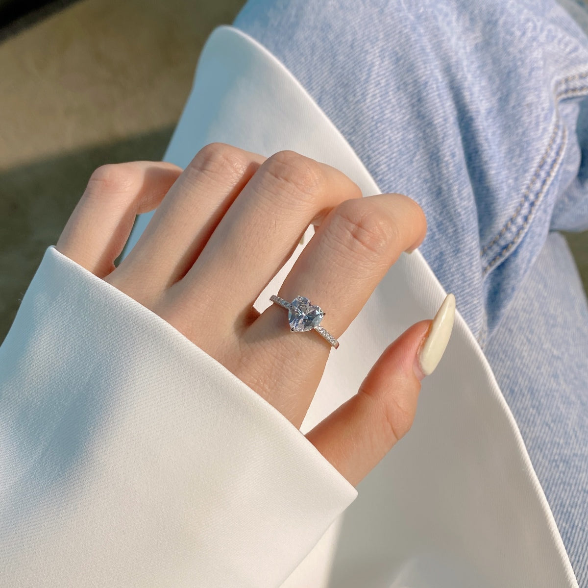 [AuraEcho]2.0 Carat Dazzling Lustrous Heart Cut Lover Ring