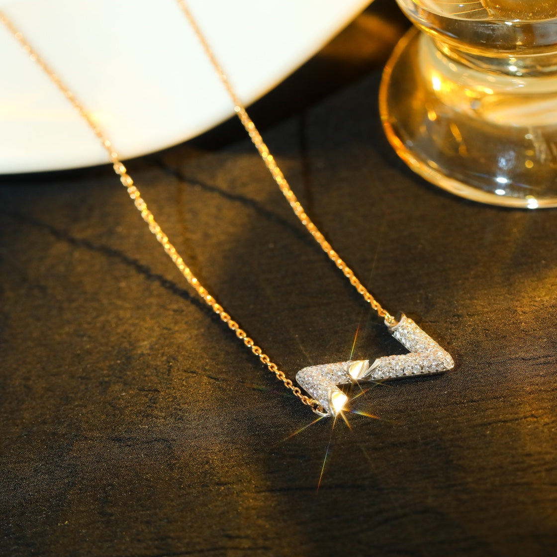 [AuraEcho]VOLT SILVER DIAMOND PEDANT NECKLACE