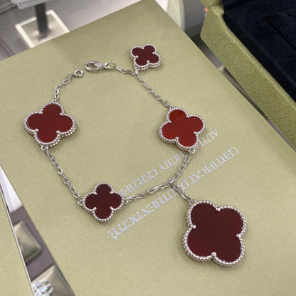 [AuraEcho]CLOVER 5 MOTIFS SIVLER CARNELIAN BRACELET