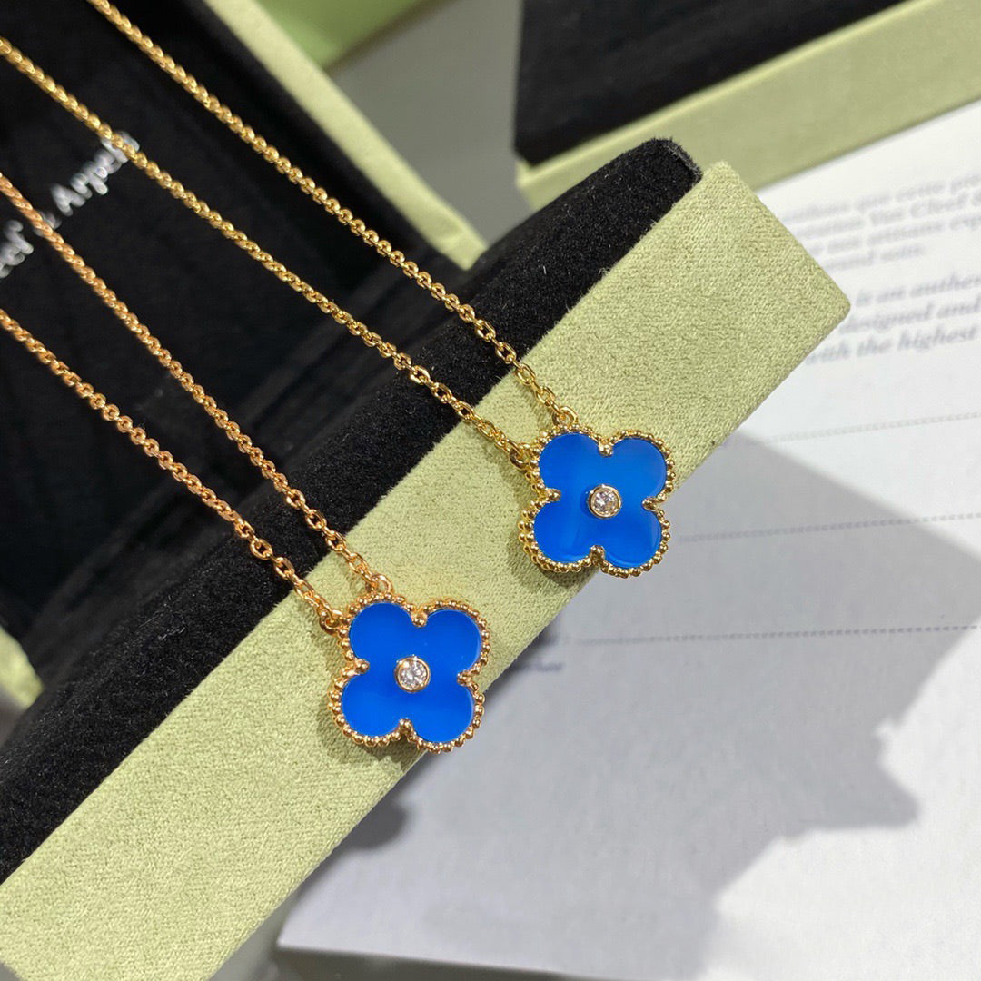 [AuraEcho]CLOVER 15MM DIAMOND AND BLUE AGATE NECKLACE