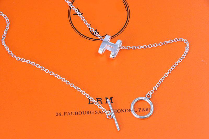 [AuraEcho]HM NECKLACE H LETTER OVAL SERIES